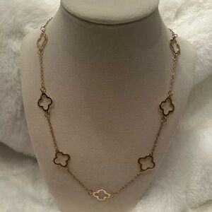 Elegant Gold Clover Necklace